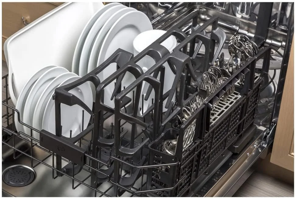 GE 30″ Built-In Gas Cooktops JGP5030DLBB - Image 4